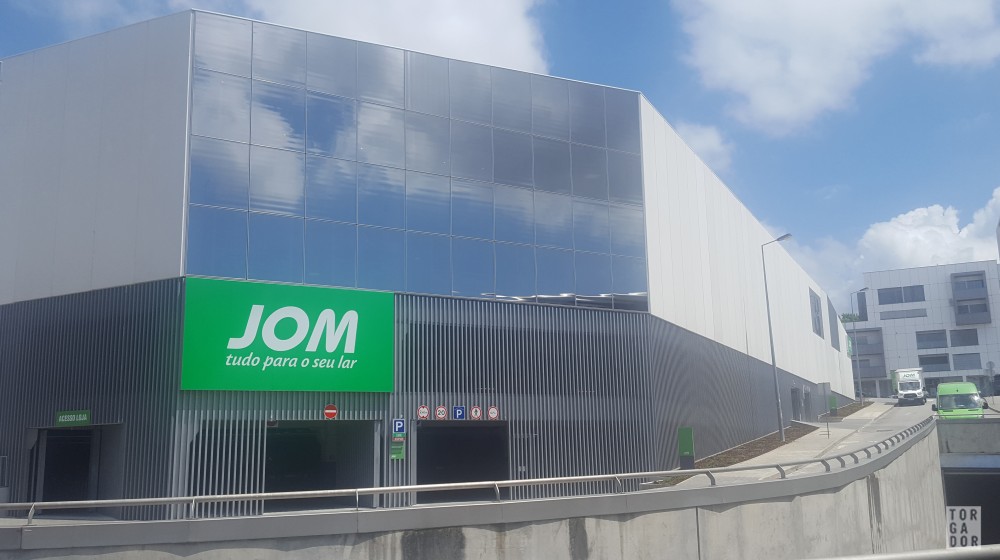 JOM abre nova loja em Vila Real
