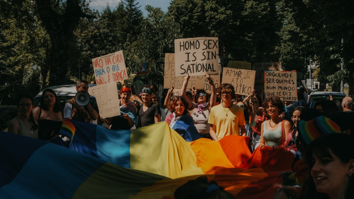 Marcha LGBTQIA+ saiu às ruas de Vila Real