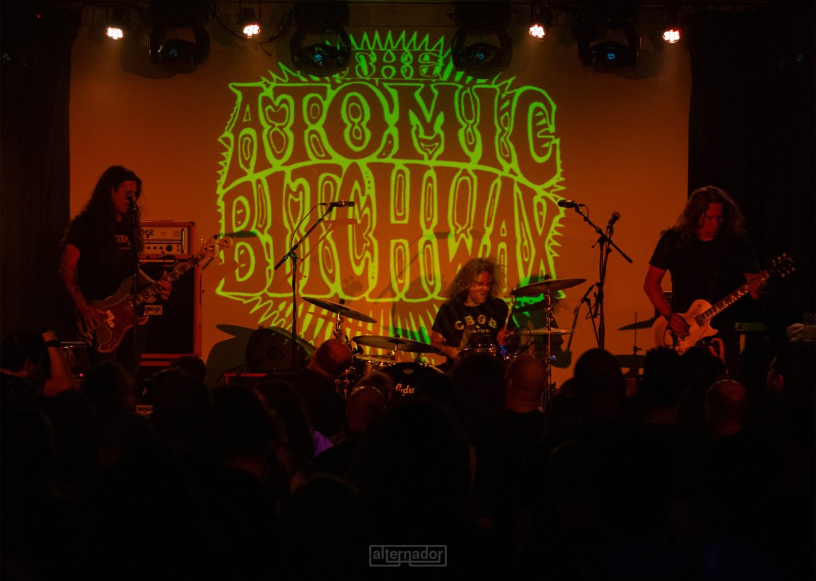The Atomic Bitchwax e Yawning Man: o line-up improvável em concerto no Hard CLUB (FOTOGALERIA)