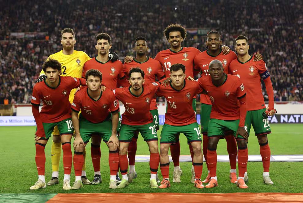 Portugal termina a frase de grupos com um empate