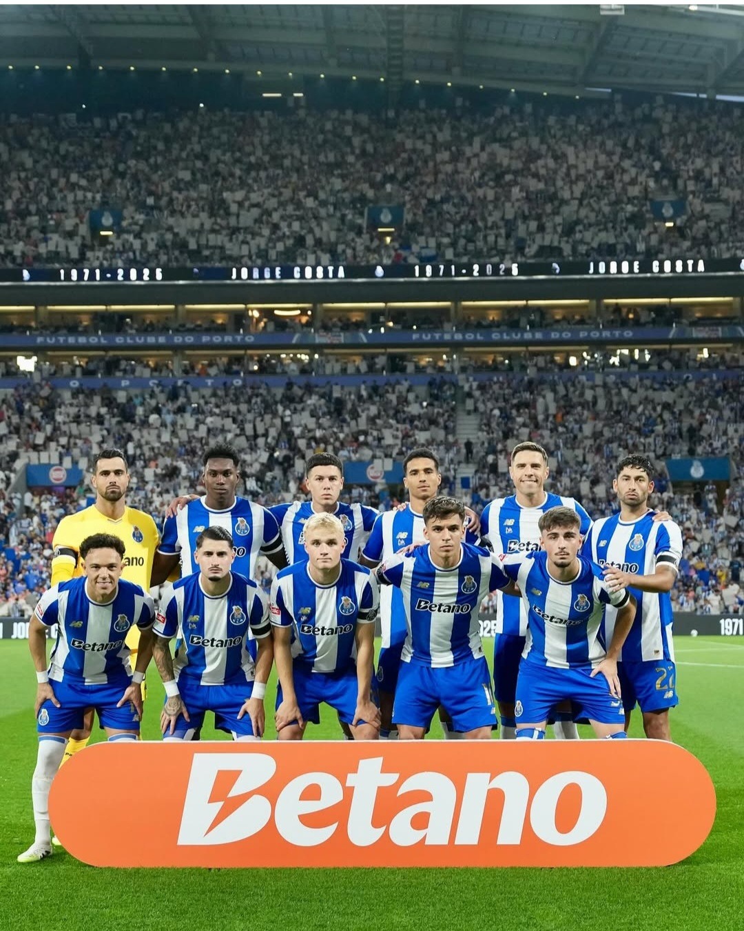 Dragão ao cubo: uma noite de homenagem e afirmação- FC Porto 3-0 Vitória SC
