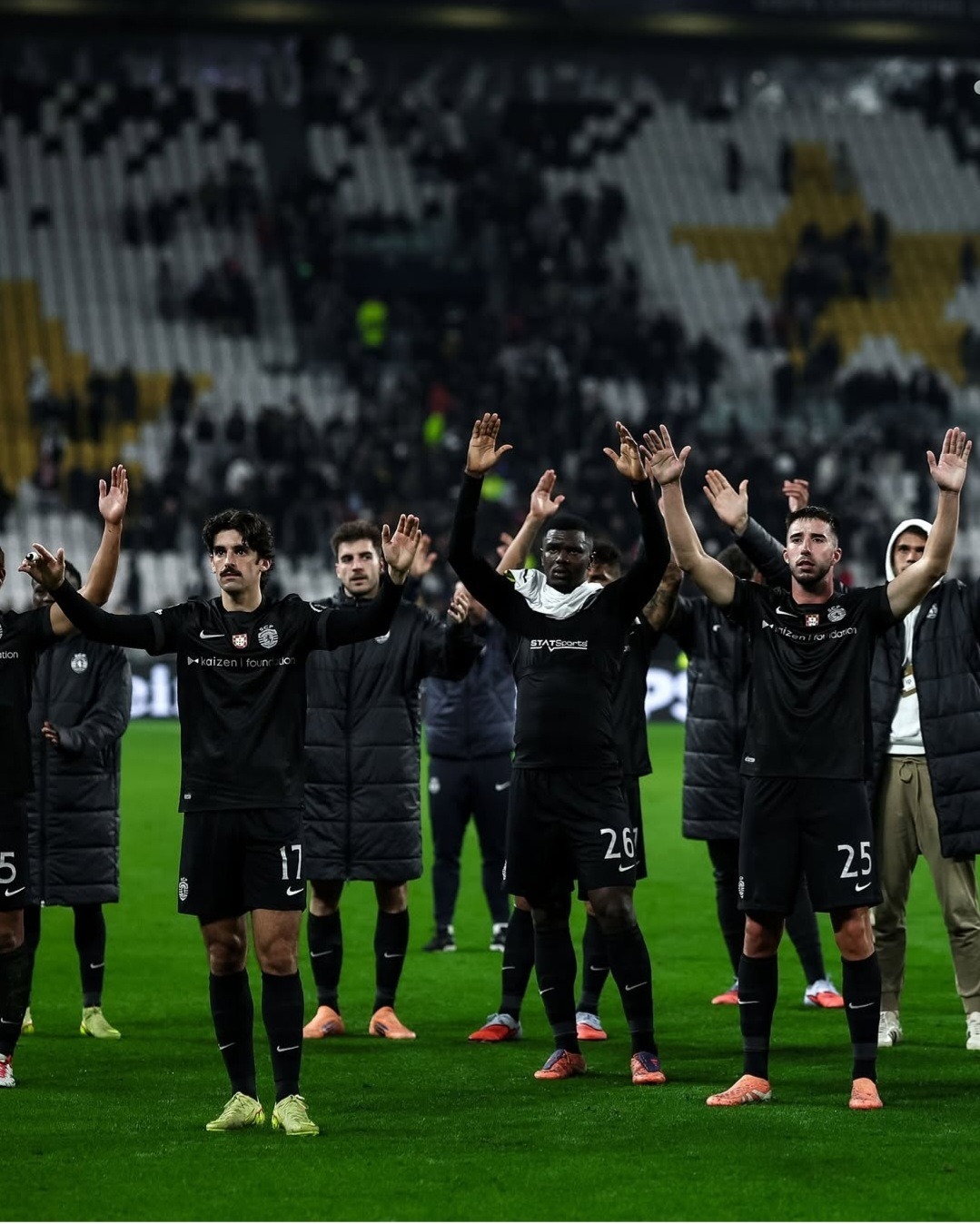 Turim sorri ao Sporting: Araujo marca cedo e Rui Silva salva o ponto dos leões em terras italianas